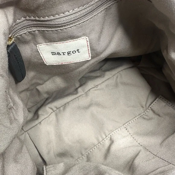 Vintage Margot Shearling Bag with Leather Straps - Picture 5 of 6